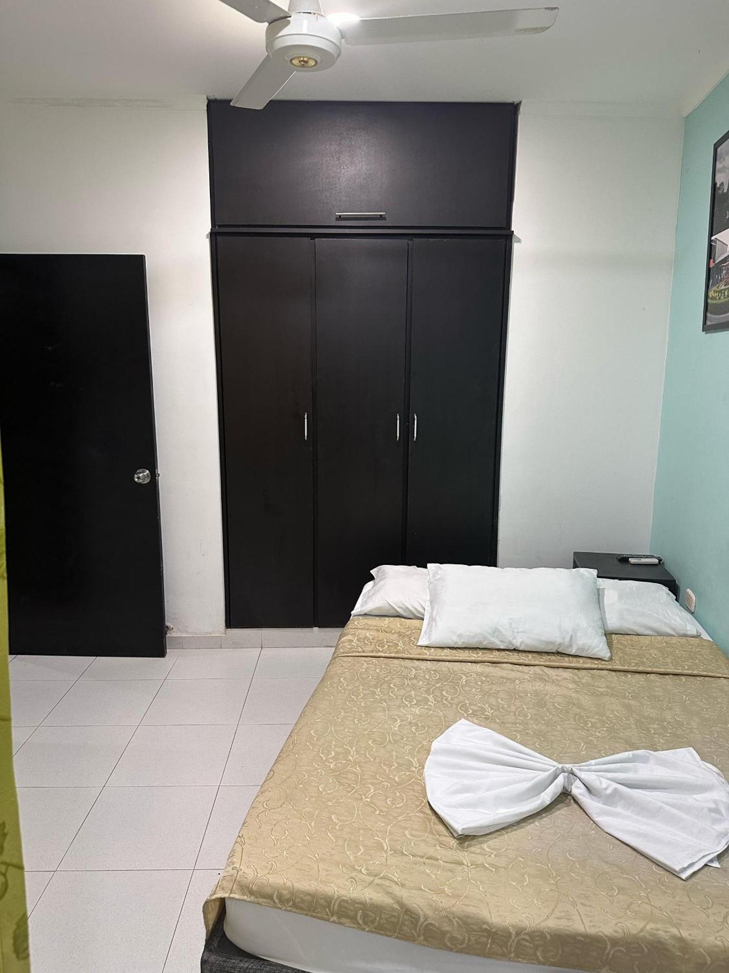 Aw Hotel Rodadero Suites سانتا مارتا المظهر الخارجي الصورة